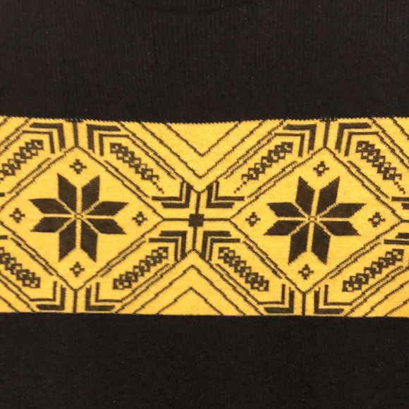 Knitwear tops close neck line - Picture 2 of 4